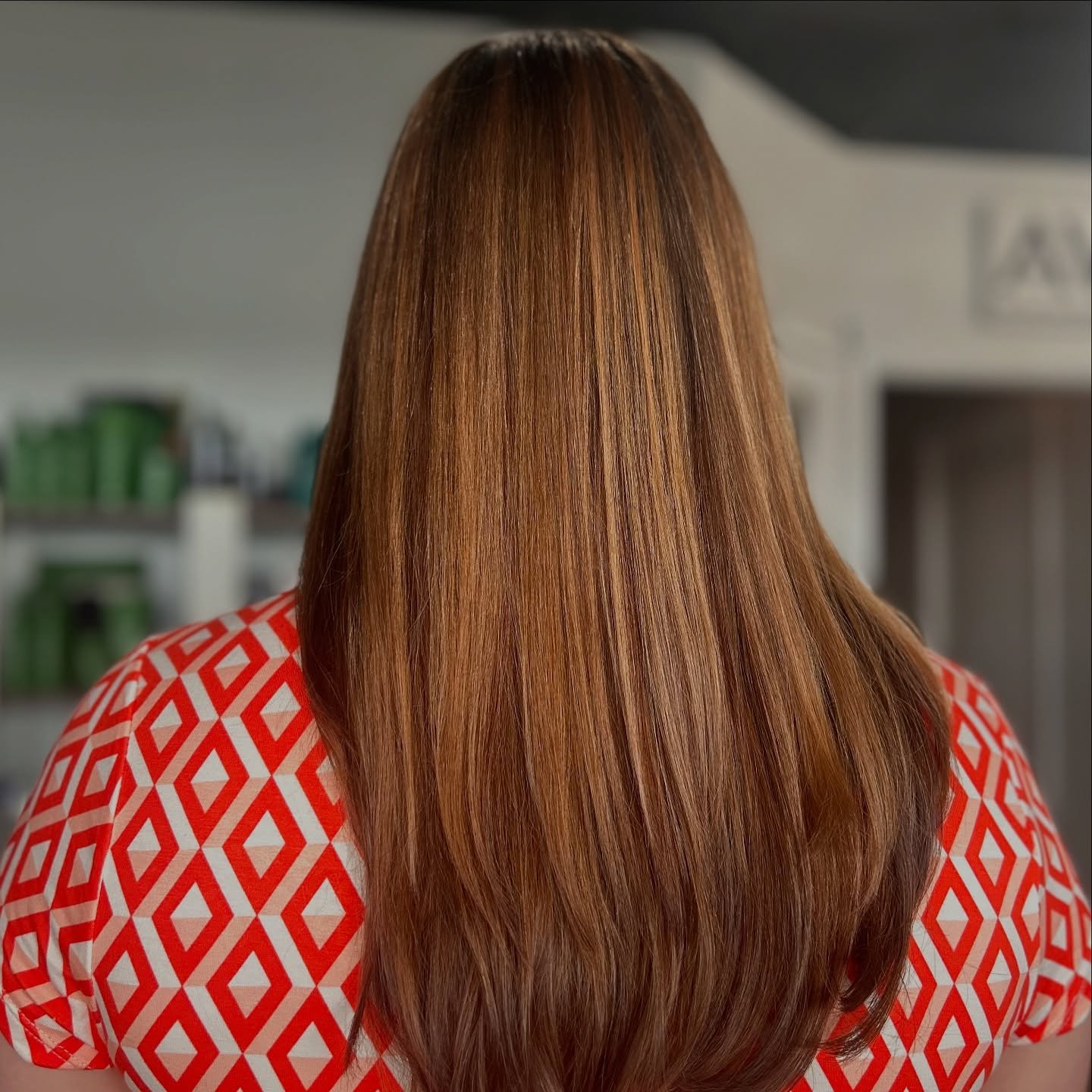 Switching it up for summer ☀️🤍 

Beautiful color by #avedaartist @iam_nedzida 🌿

#aveda #avedacolor #wilmingtonnc #wilmingtonhairstylist #highlights #ilm